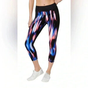 Calvin Klein Performance Wick Women’s Yoga Fitness Capri Athletic Leggings